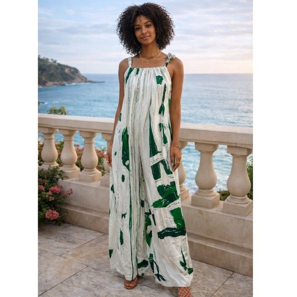 Diarrablu MD Abstract White Green Print Shinny Sleeveless Flowy Jumpsuit